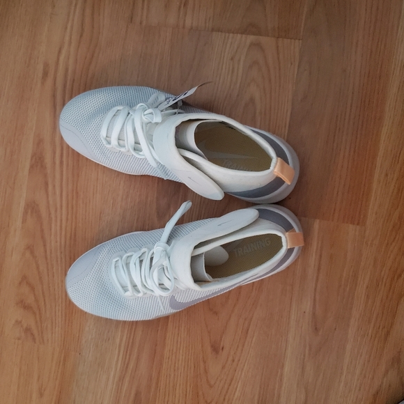 NIKE ZOOM TRAINING TENNIS SHOES SIZE 6.5 - Picture 5 of 8